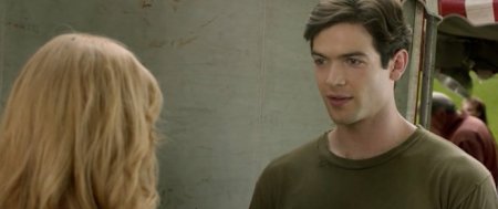ͳ   (2013)